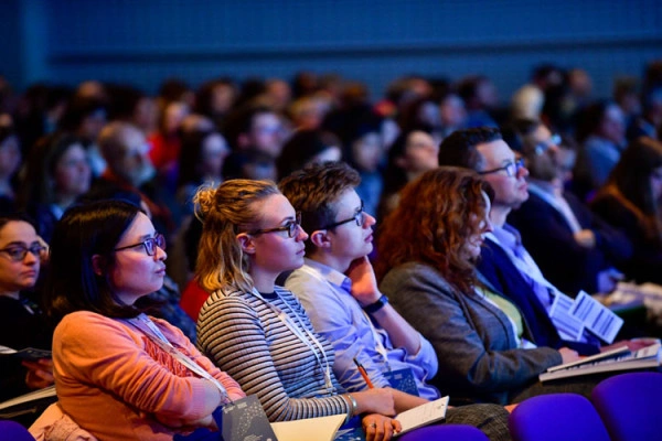 همایش چیست؟